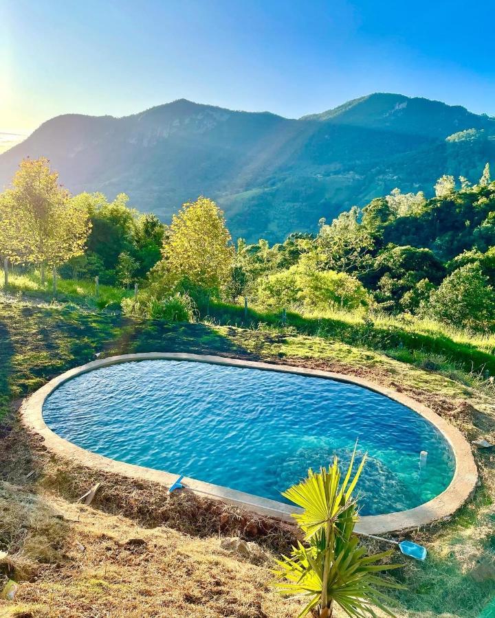 ساو بينتو دو سابوكاي Rancho Do Paioleiro - Suites المظهر الخارجي الصورة